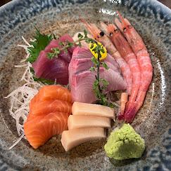 Sashimi platter with prawn and scallop