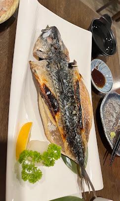 Salt-grilled saba mackerel
